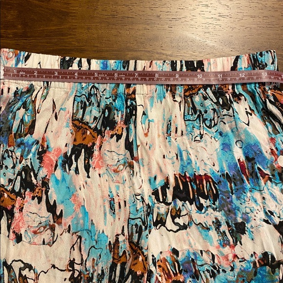 French Connection Isla Ripple Shorts - Picture 7 of 8